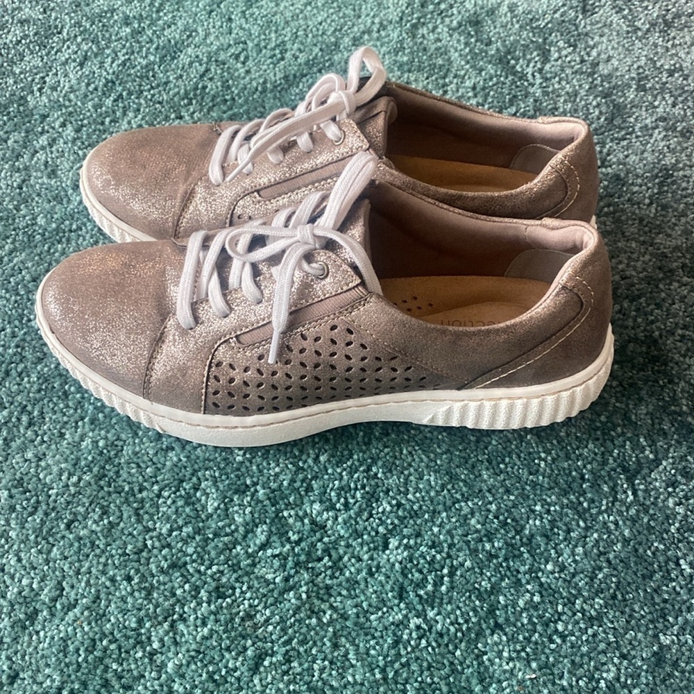 Clarks Collection Caroline Ella Leather Casual Sneakers Metallic Women's 8.5 - Picture 2 of 11